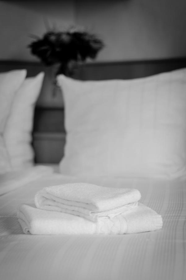 Hotel Bremerhof Kaiserslautern Quarto foto